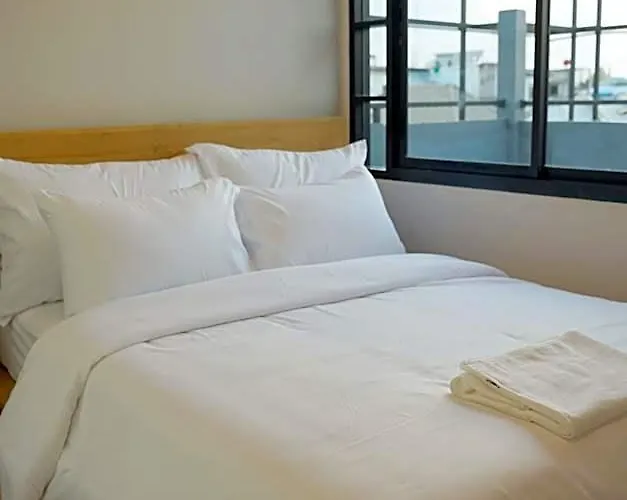 Yakthai Poshtel Bangkok
